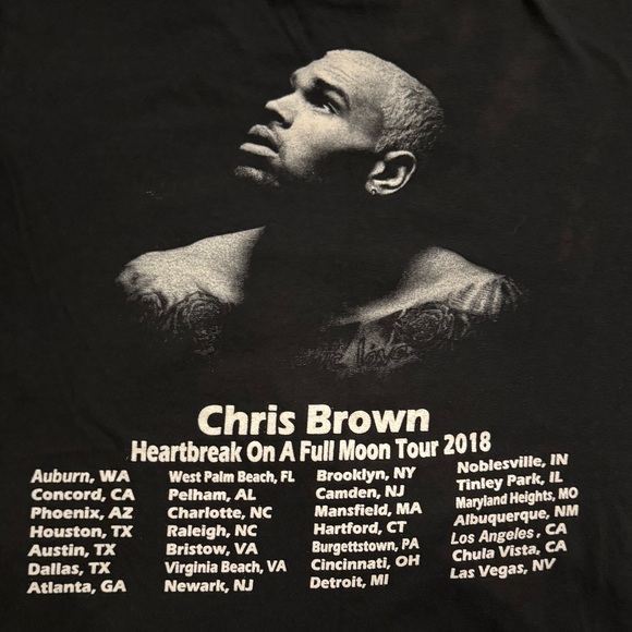 Chris Brown tour shirt. Sz. Medium - Picture 2 of 3
